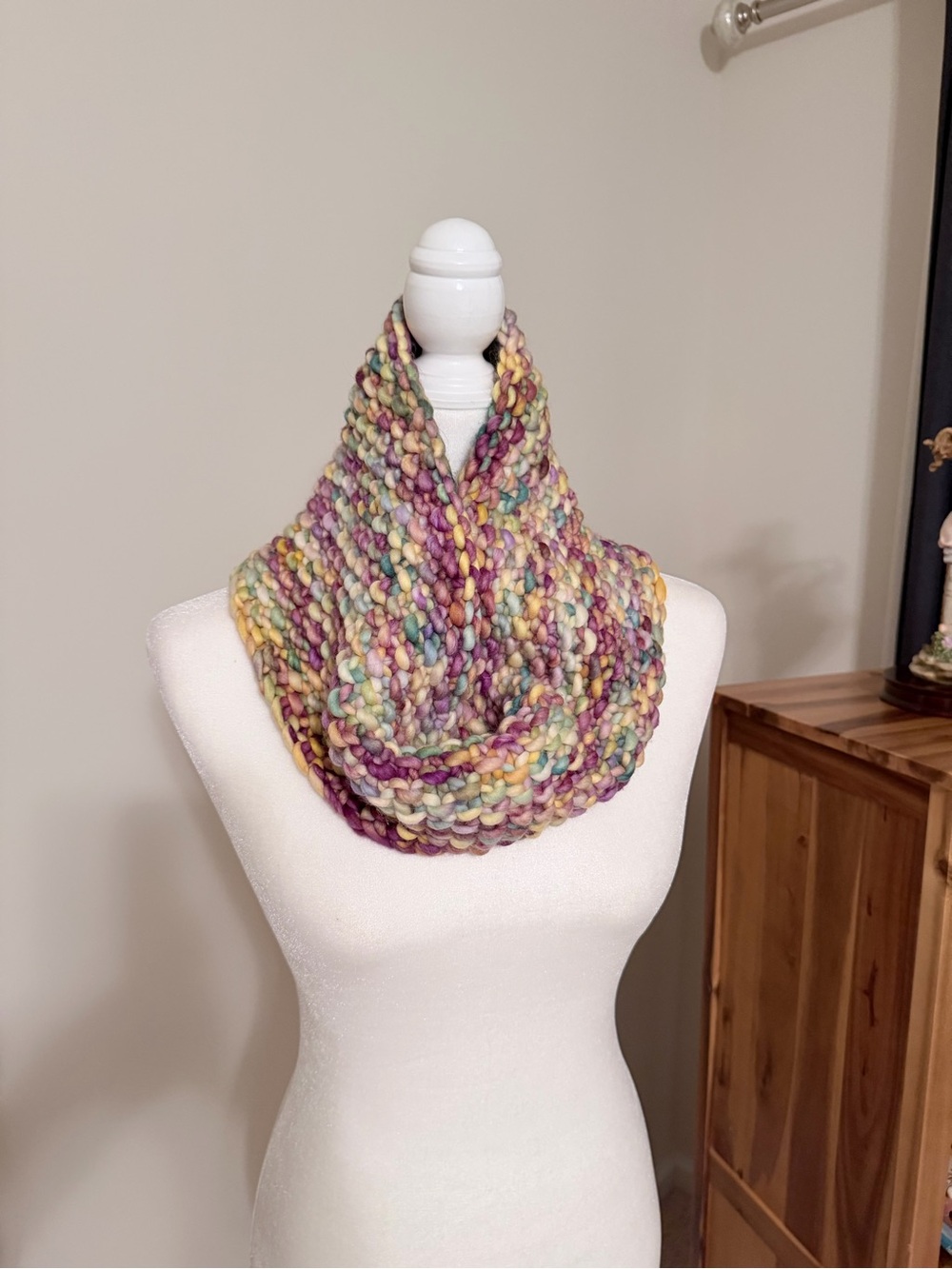 Hand-Knit cowl Multicolor Chunky Infinity Scarf